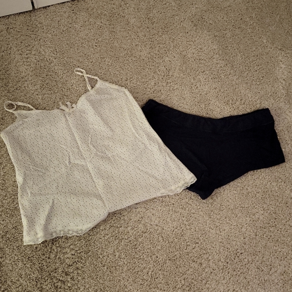Women's intimate pajama set